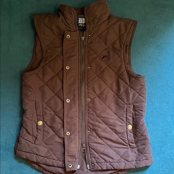Equestrian Sport- Brown Quilted Vest with Gold Buttons- Women’s small - Picture 7 of 9